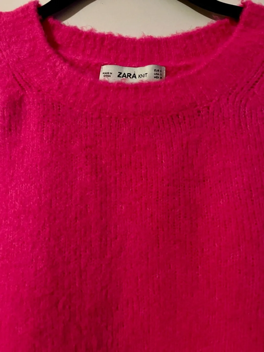 Zara Sweater - Picture 2 of 4